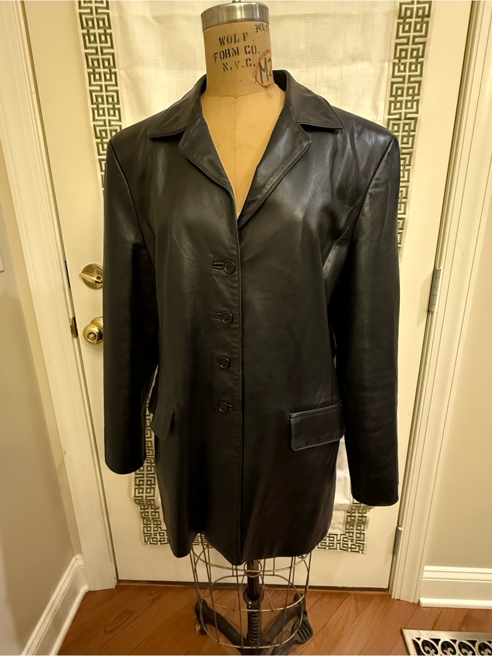 Linda Allard Ellen Tracy Black Leather Car Coat Size 16 Button-Front Jacket